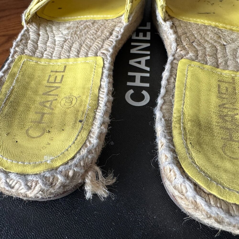 Chanel Yellow Lambskin Quilted Espadrille Slides Chain - Picture 7 of 7